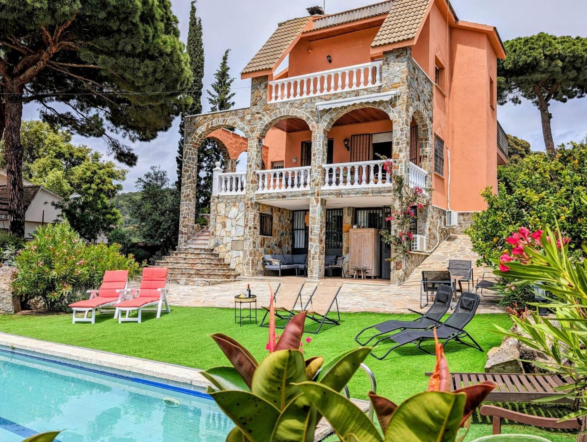 Вилла Bravaholidays 640 Casa Romantica Санта-Сусанна Экстерьер фото